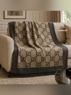 Authentic Gucci Firenze 1921 GG Monogram Wool and Cashmere Throw Blanket 72 x 56